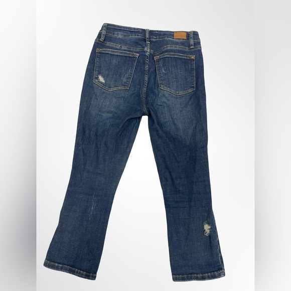 Judy blue‎ capri distressed size 3 - Picture 3 of 3
